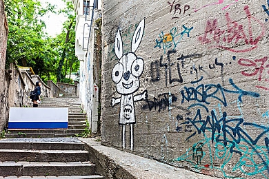 生活中的玛丽k8经典:复古赛车幻想,虚拟跑道驶入现实轨迹-4