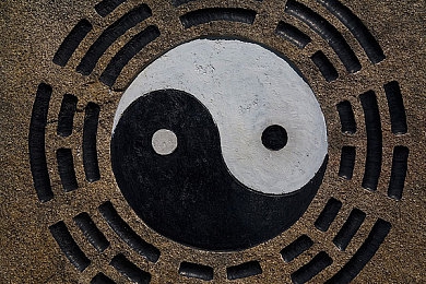 juliaann与小伙子内射：《极速狂飙：街头车神》今日上线，深度解析决胜氮气战术与改装秘籍-2