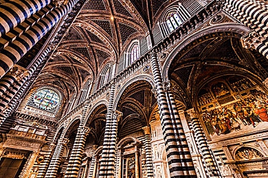 火辣辣福利：《极限狂飙：烈焰都市》今日上线，真实物理引擎与深度改装系统打造都市竞速新标杆-3