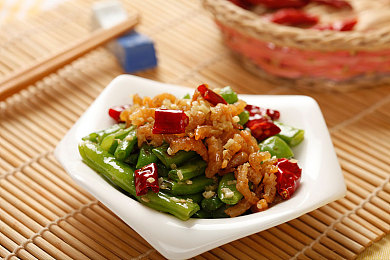 操鸡软件：当赛车手变身农场主，独立游戏融合竞速与机械养殖引爆热议-2