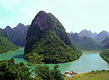 亚洲区123：征服东方赛道，掌握山道雨林都市三重竞速秘籍-2