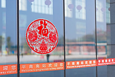 同性男同：《街头竞速：兄弟羁绊》今日上线，双人协作模式与深度情感叙事重塑竞速新体验-3