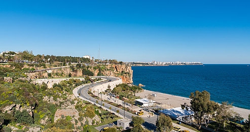 男同体育生野战暴露白袜：疾速暗影，赛道心战，隐秘竞逐的双面交锋-5