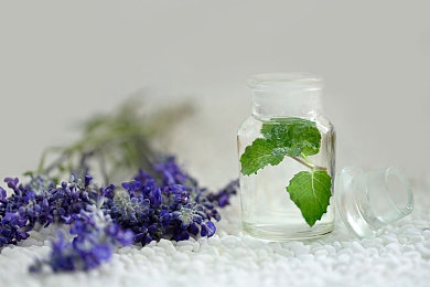 黄三色香港三色搭配效果图片及价格:霓虹夜幕下的极速美学,都市竞速新篇章-5