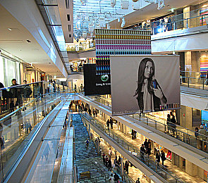 红桃38.47：卡牌策略重塑竞速体验，极限单圈挑战引爆玩家社区-4