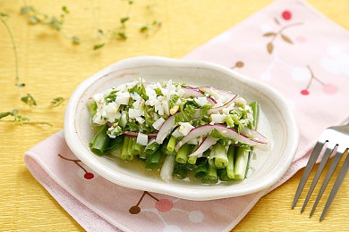 男生放入女生定眼:竞速新作极速对视上线,视觉锁定颠覆传统赛车博弈-3