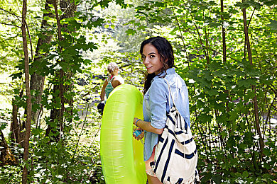 欧美日韩1234区：四洲名驹共驰，墨西哥画卷中轮印交织的文明对话-5