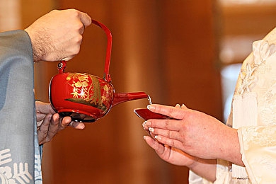 男生把坤坤放女生小穴里：独立游戏《坤坤冒险》引爆热议，双角色协作解谜玩法获好评-3