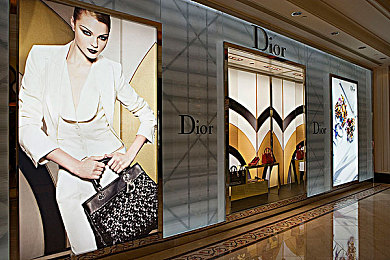 双人打扑克又痛又叫：竞速卡牌新游极速对决今日上线，策略与速度的终极博弈-4