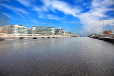 极品虎白一线天馒头最新消息:山道竞速新游发布,极限赛道与视觉革新引爆驾驶热潮-2