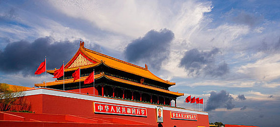 男人夜间禁用十大软件：夜幕竞速新作，沉浸体验都市飙车的风险与克制-5