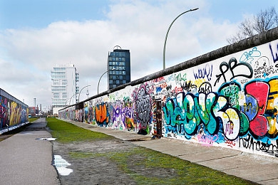 翘臀后进圆润饱满的肥臀：速度之弧，美学与力学的虚拟协奏曲-3