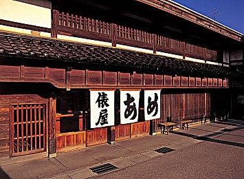 综合网婷婷:虚拟都市飞驰,车手传奇改装之旅-5