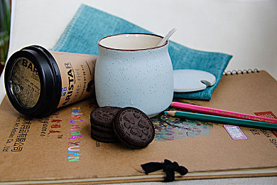 男的把困困放到女生的困困里表情包:极速倦怠,用困意传递策略改写赛车游戏新规则-2