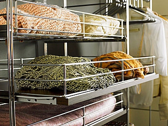 天堂8a中文在线字幕：极速回响，光影诗篇中的沉浸驾驶之旅-4