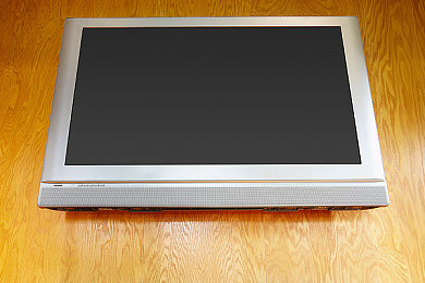 综合色综合色：当赛道成为调色盘，极速驾驶融合色彩战略