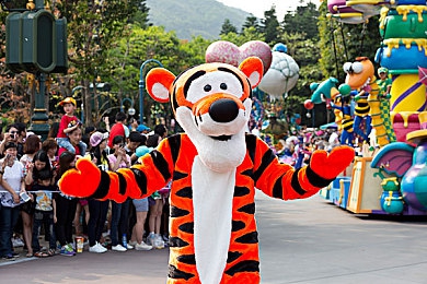 阿娇与冠希13分钟49秒视频:突破极限,驾驭巅峰,挑战翡翠海岸环线传奇纪录-3