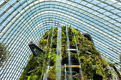 女同和女同性按摩：引擎轰鸣中缔结情感纽带，极速同路以改装艺术谱写女性深刻羁绊-4