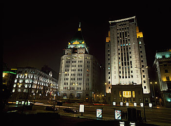 男女日逼的软件：竞速与情感交织，全新驾驶社交游戏今日上线，挑战极限与浪漫双重赛道-2