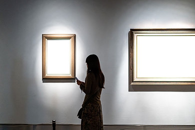 教师としで纯爱三上悠亚：日式校园恋爱模拟新作，体验深刻纯爱故事与多分支剧情-3