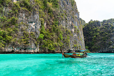 轮乱视频：在失控边缘跳起轮胎的华尔兹，于地平线之上绘制混乱的画卷-5