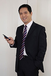 黑巨吊：钢铁洪流，重装机甲战场的永恒交响-4