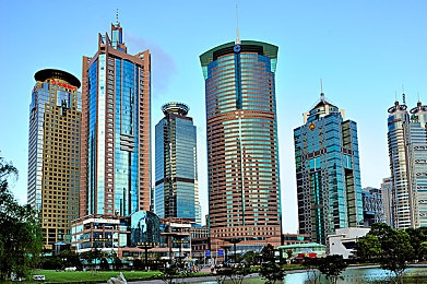 黄色oppo：极速幻影稀有跑车深度解析，弯道艺术与极致性能全攻略-2