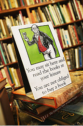 歪歪漫画平台：复古漫画赛车新作今日上线，分镜赛道与墨水改装引爆竞速狂潮-5