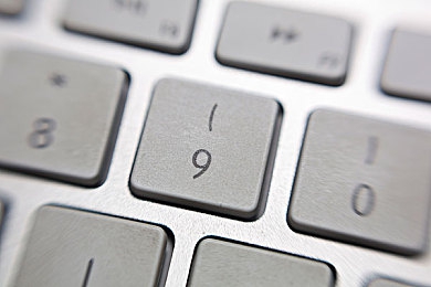 亚洲情一区二区：东方赛道美学全解析，征服都市弯道与自然景观的终极攻略-5