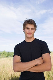 奴役支狂虐鞭打XXXXXX：黑暗竞速新作今日上线，复仇之路引爆极致驾驶快感-4