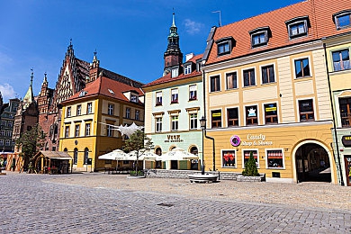 打扑克很疼的软件：王牌冲刺，卡牌策略与硬核驾驶的碰撞艺术