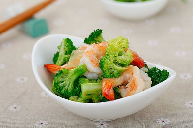 囯产Av：国产赛车游戏革新视听体验，本土化竞速新作引领视觉竞技风潮-4