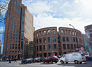 男生和女生一起错错错的软件:双人驾驶游戏引爆合作新潮流,沟通失误竟成最大乐趣-2