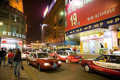 人人干人人撸：全民赛车新纪元，改装狂潮席卷街头，真实驾驶体验再升级-4