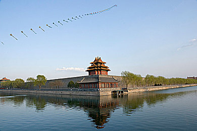 黄色软件APP免费下载OPPO：霓虹都市极速狂飙，专属超跑流光竞速新纪元-3