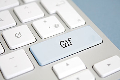 女生脱光衣服的视频软件：光影剥离，速度真相，赛道幻影中的感知革命-4