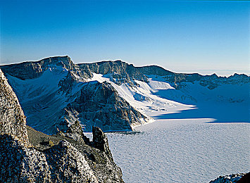 国产乱人乱：《极速狂飙：都市风云》今日上线，在混乱都市中追寻极速秩序-5