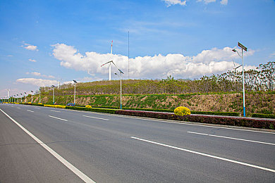 国产精品秘 麻豆：风驰水墨间，幻影霓虹的东方极速诗篇-3