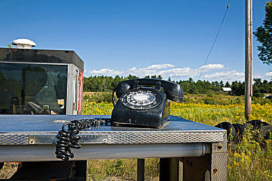男生捅女生软件免费：极速对决上线，免费辅助软件颠覆竞速游戏平衡设计-3