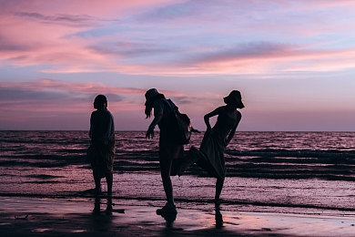 东京热搜app下载安装：极限竞速地平线5东京扩展包上线，雨夜霓虹街头漂移全攻略-4
