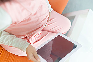 oppo每天无限次下载3.0.3：极速迭代无限赛道，每日动态更新，驾驶永不重复的竞速体验-5