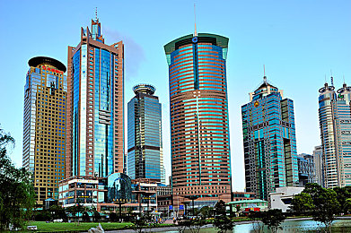 3.0.3免费vivo版破解大全免费下载 手机搜狐：极速狂飙新版上线，双赛道登场，漂移手感全面优化-4