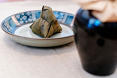 欧美淫网：地下赛车新作引爆全网，霓虹夜幕下的道德抉择与极速狂飙今日揭晓