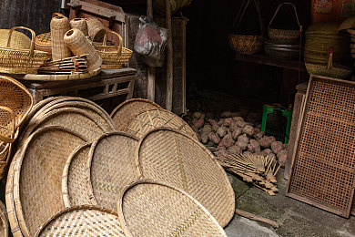 牛奶冰块酒精：调酒师与赛车手，在虚拟引擎中碰撞的创意竞速-5