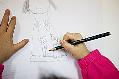 机机对机手机免费下载大日本：霓虹东京街头，驾驭定制机甲展开极速对决-4