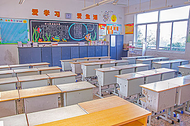 五月天丁香花婷婷：竞速新作极速花语今日上线，花香赛道动态天气革新驾驶体验-3