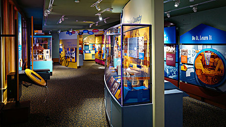 男生差差女生app：性别阵营竞速对决，差异化改装策略引爆赛道新体验-3